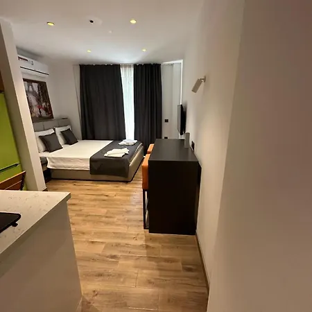 Single One Bed Apartment *